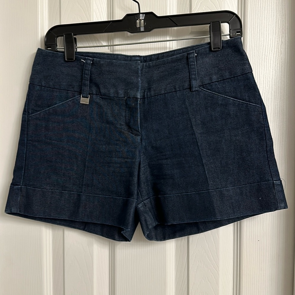 Express Shorts